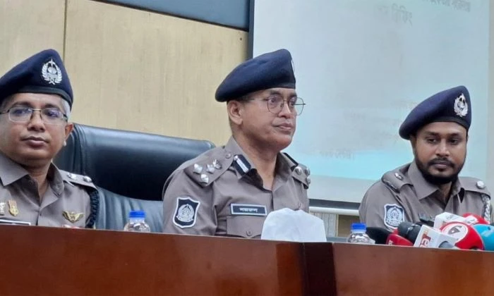 আওয়ামী লীগের প্রতিষ্ঠাবার্ষিকী ঘিরে সতর্ক পুলিশ, বিশৃঙ্খলা ঠেকাতে কড়া নজরদারি
